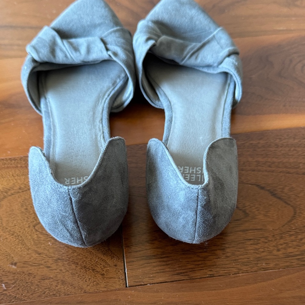 Eileen Fisher Women's Gray Flats with Bow Detail - Picture 4 of 4